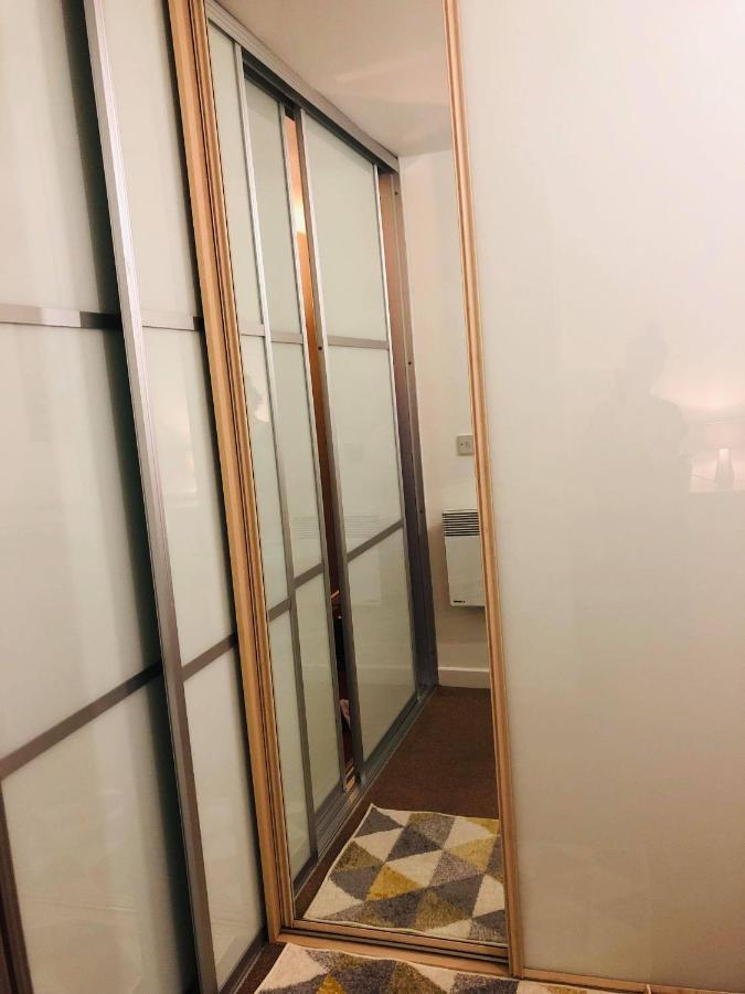 1 Bedroom Flat In Sheffield City Centre-Sleeps 4 ภายนอก รูปภาพ
