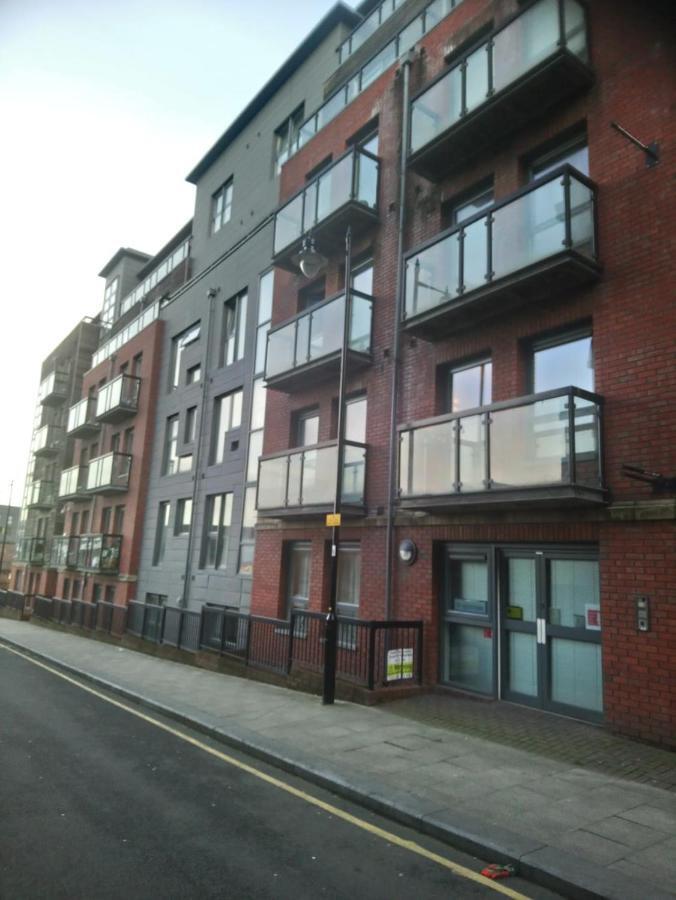 1 Bedroom Flat In Sheffield City Centre-Sleeps 4 ภายนอก รูปภาพ